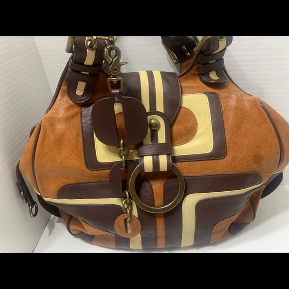 Isabella Fiore Handbag - Picture 3 of 7